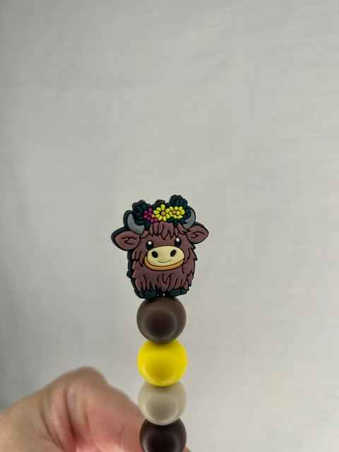 Highland cow custom beaded crochet hook