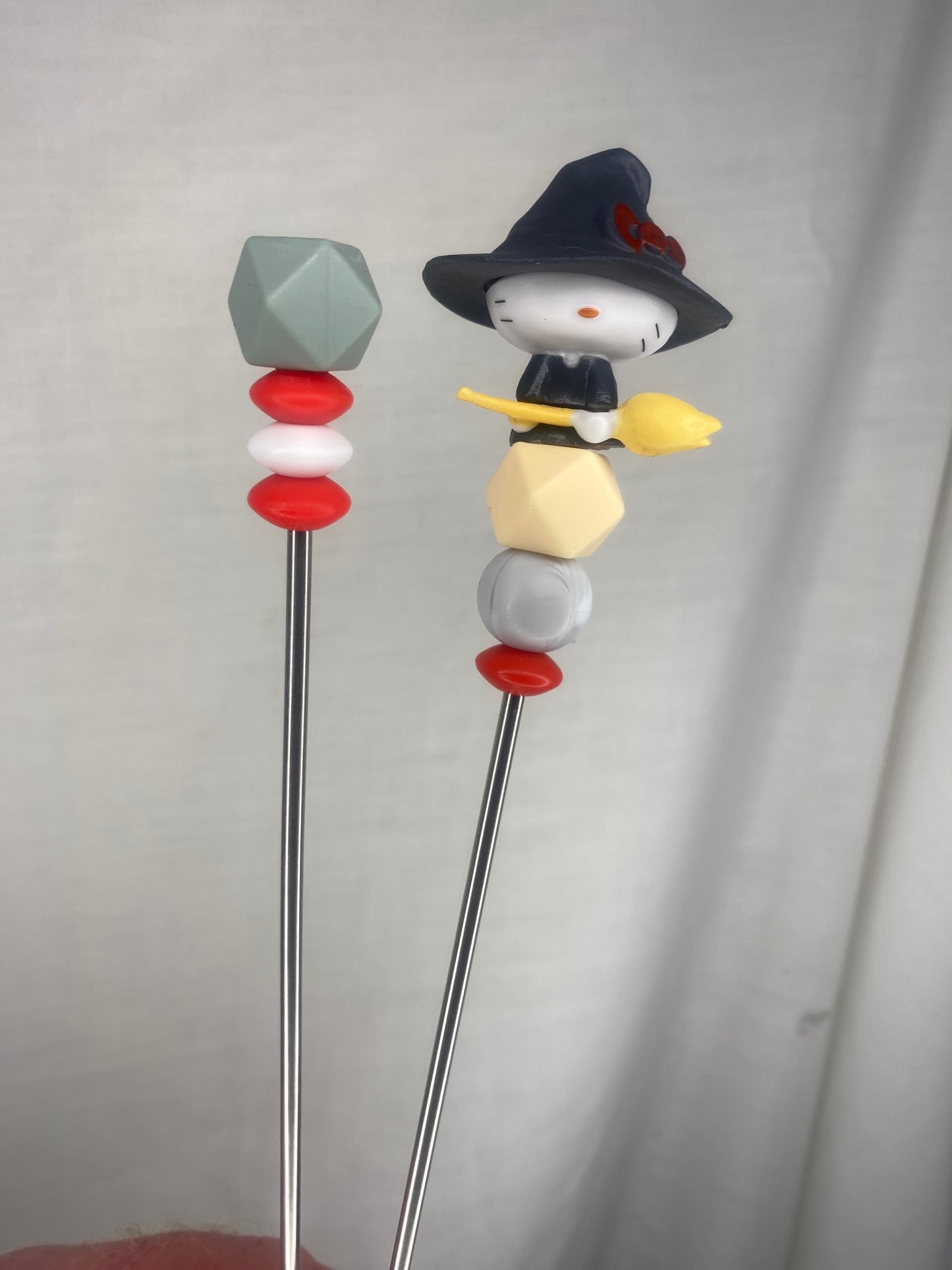 Hello kitty Witch amigurumi sticks