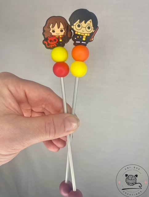 Pair of harry potter mini amigurumi sticks