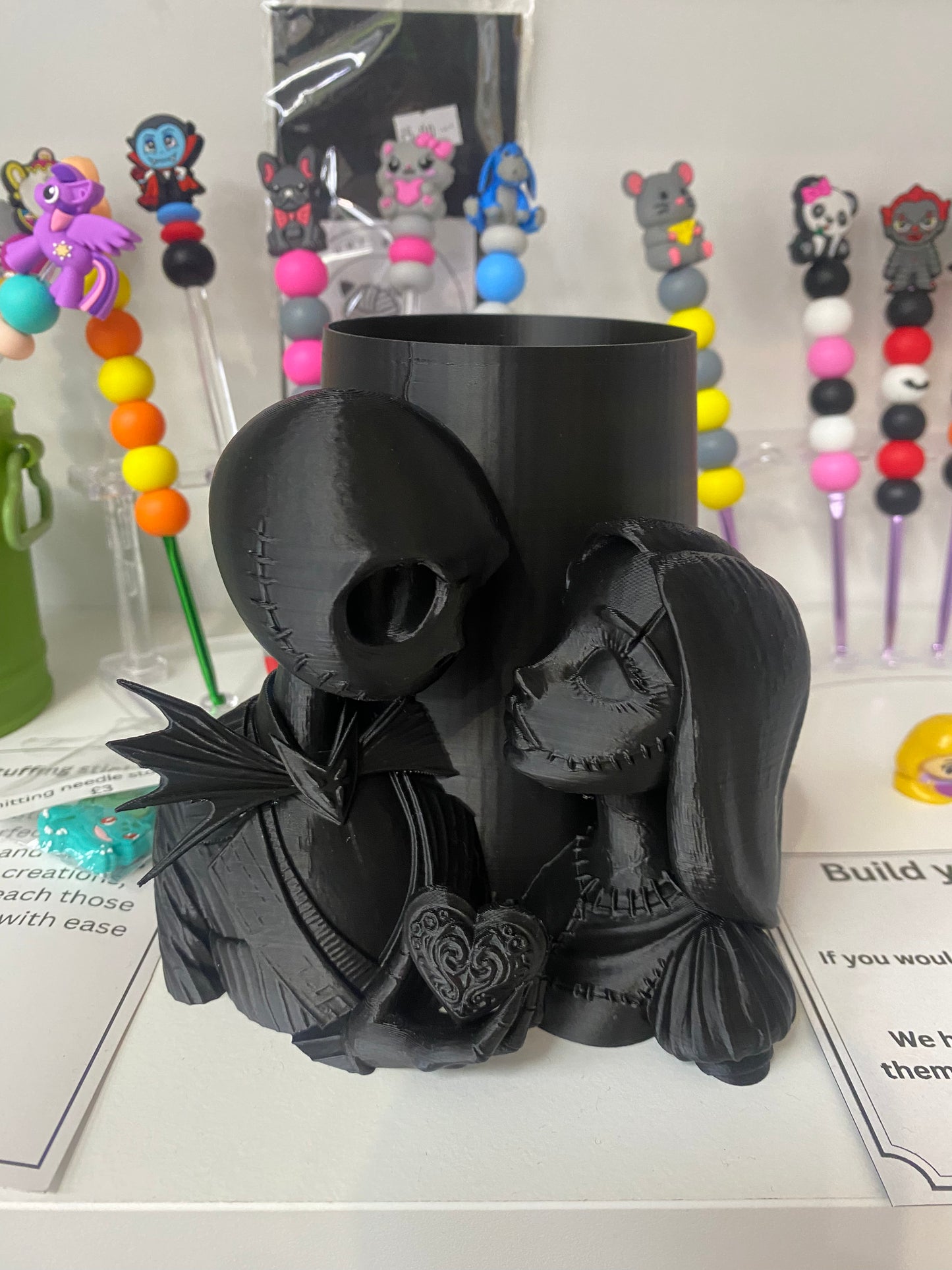 Crochet hook / Pen pots