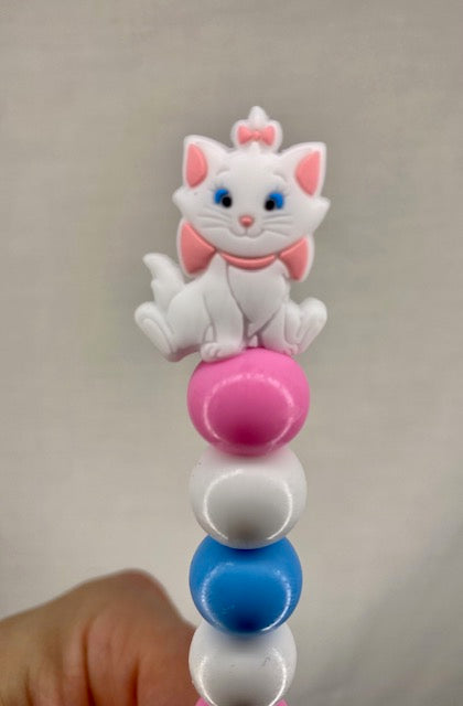 Marie the Cat custom beaded crochet hook