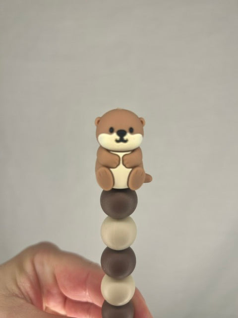 Otter custom beaded crochet hook
