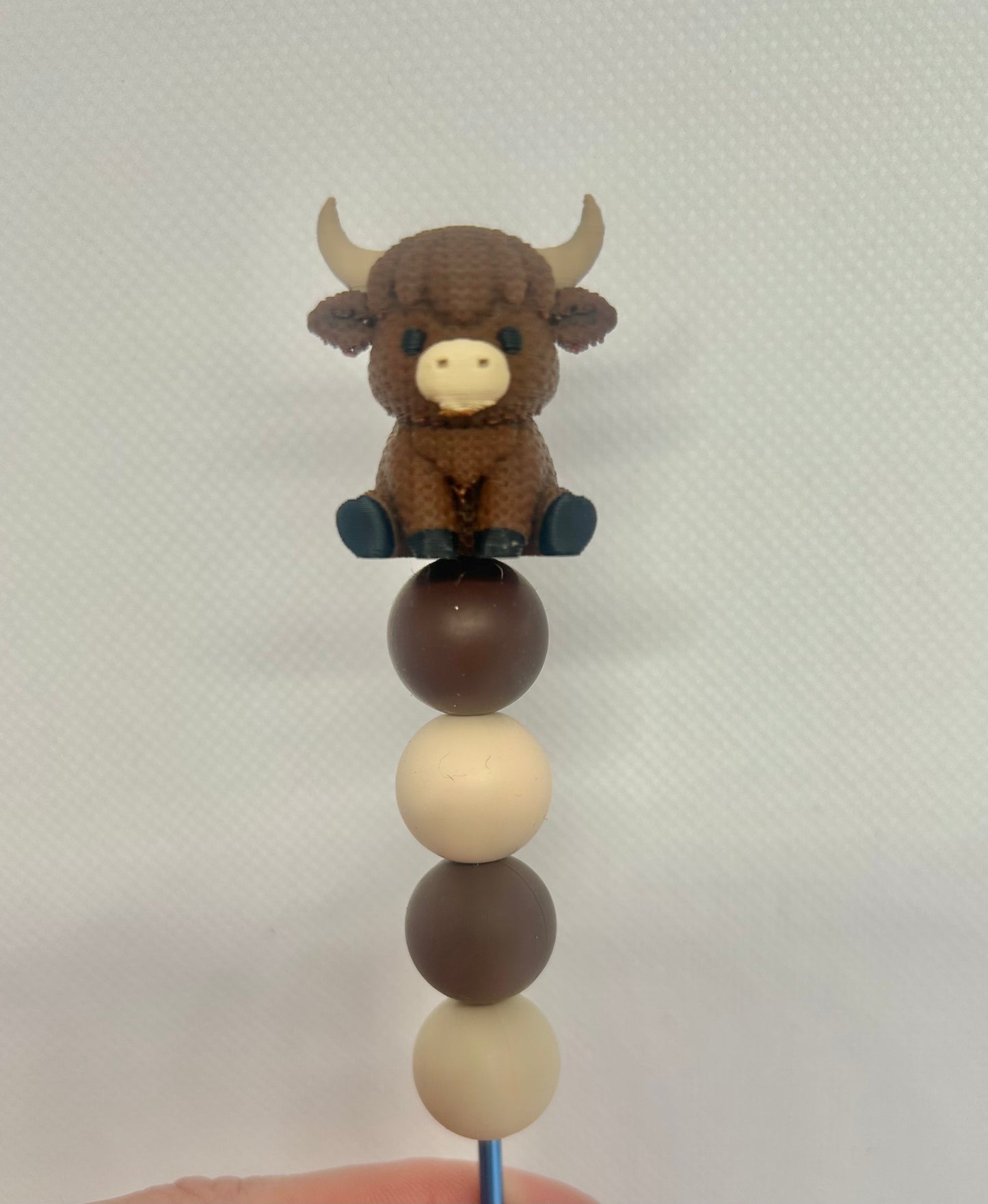 Crocheted effect Highland cow custom beaded crochet hook