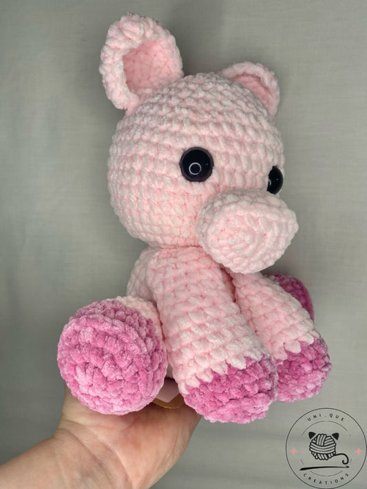 Pig crochet plushie hand made