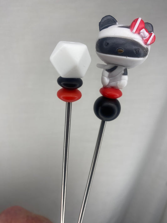 Hello kitty Mummy amigurumi sticks