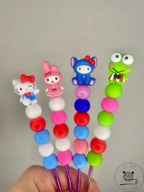 Hello kitty custom beaded crochet hook