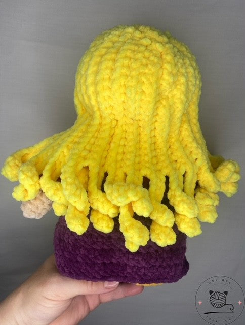 Sarah Hocus Pocus plushie