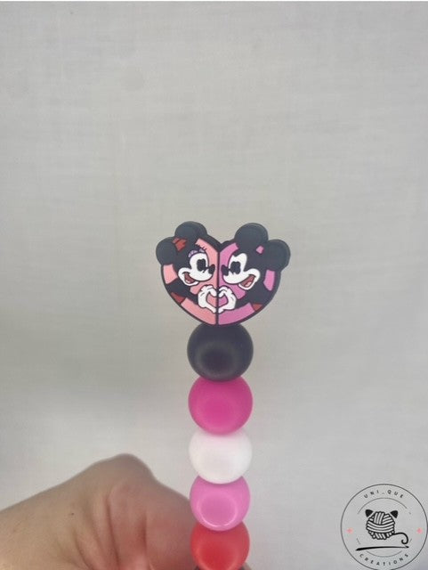 Love heart mickey and minnie custom beaded crochet hook
