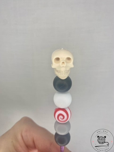 Skull custom beaded crochet hook