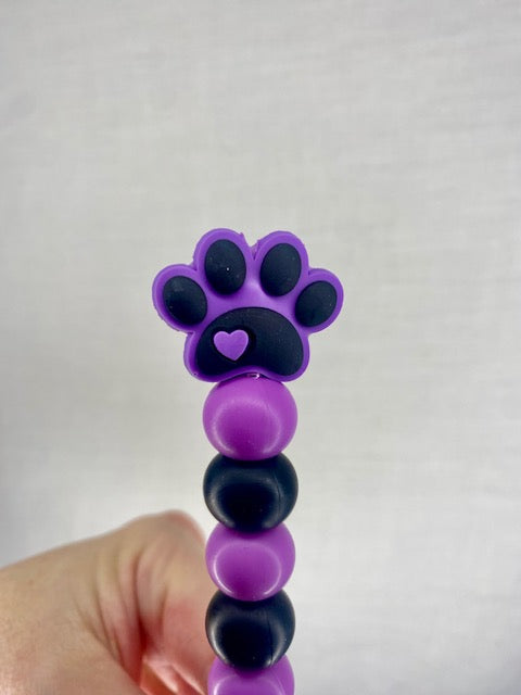 Paw print custom beaded crochet hook