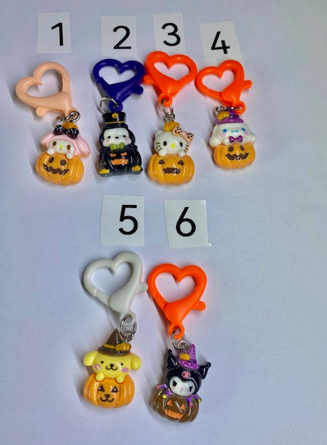 Spooky stitch markers